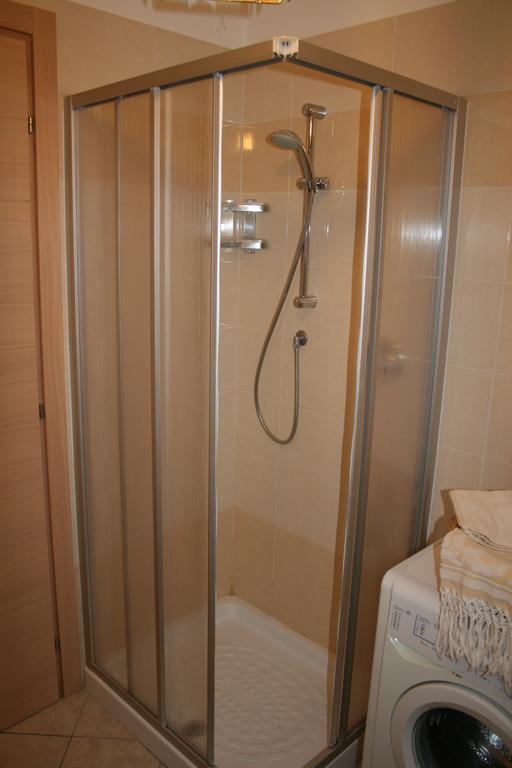 Alma Apartment シルミオーネ エクステリア 写真