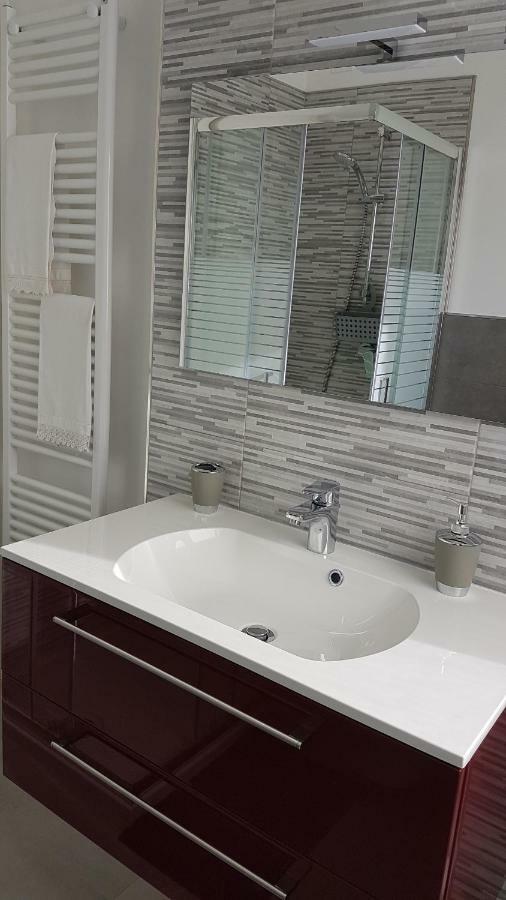 Alma Apartment シルミオーネ エクステリア 写真
