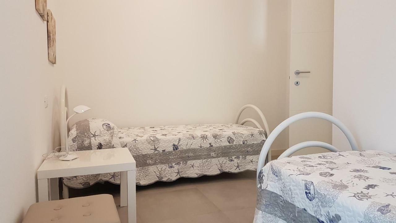 Alma Apartment シルミオーネ エクステリア 写真